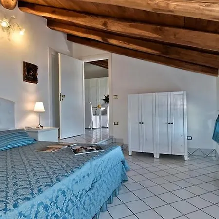Gasthuis Palazzo Dogana 2*