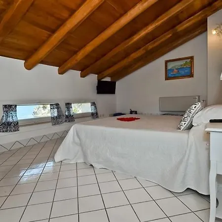 Pensjonat Palazzo Dogana 2*